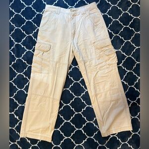 Men cream cargo pants